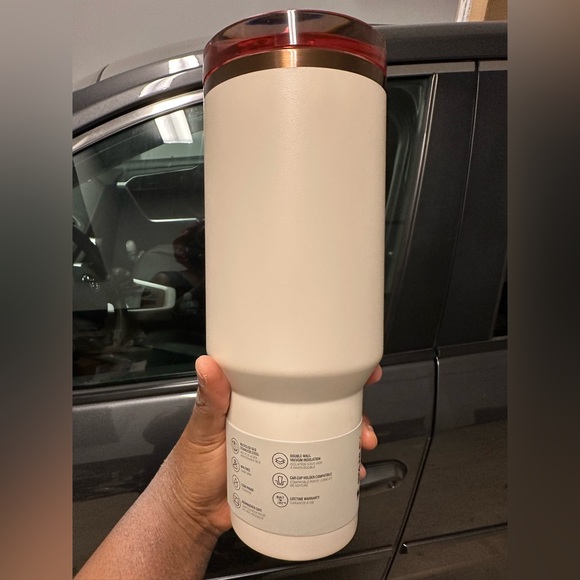 Stanley Cream Rose Gold Protour 40oz - Picture 10 of 13